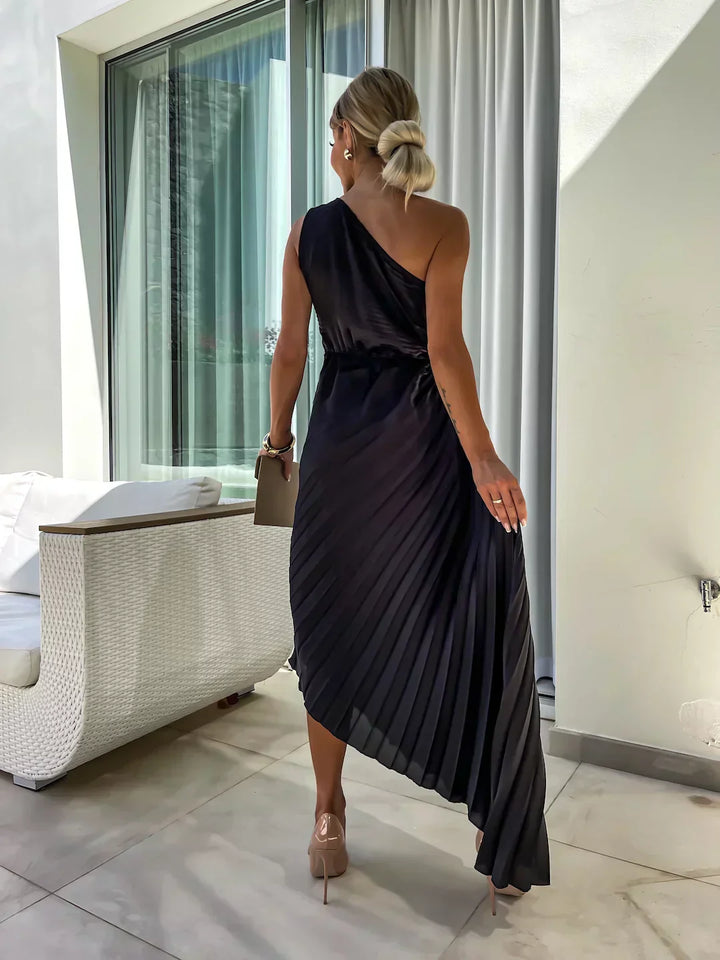 Camella | Romantic Floral Dress